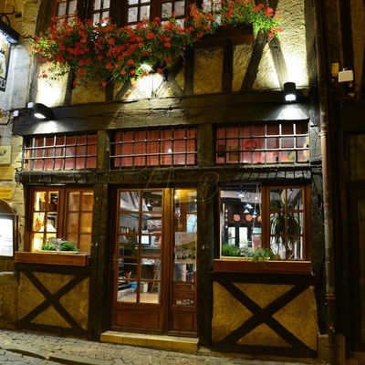 Limoges, quartier de la Boucherie la nuit.