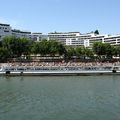 PARIS...Bateaux mouches...