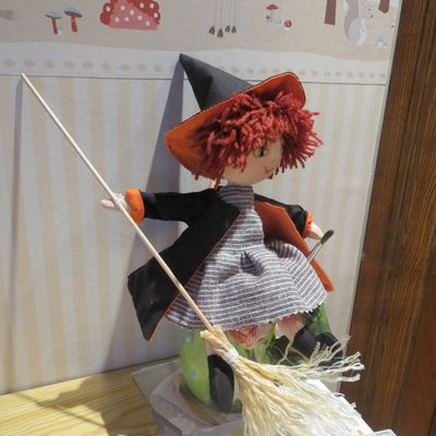 poupée sorcière