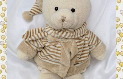 Doudou Peluche Ours Ecru Veste Bonnet Echarpe Beige 44 cm