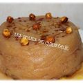 Gâteau de pommes aux noisettes caramélisées