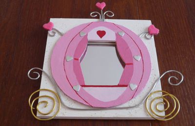 un joli miroir pour une jolie princesse qui fête ses 6 ans