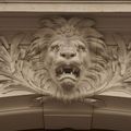Lion en médaillon à la clé 37 avenue de l'Opéra