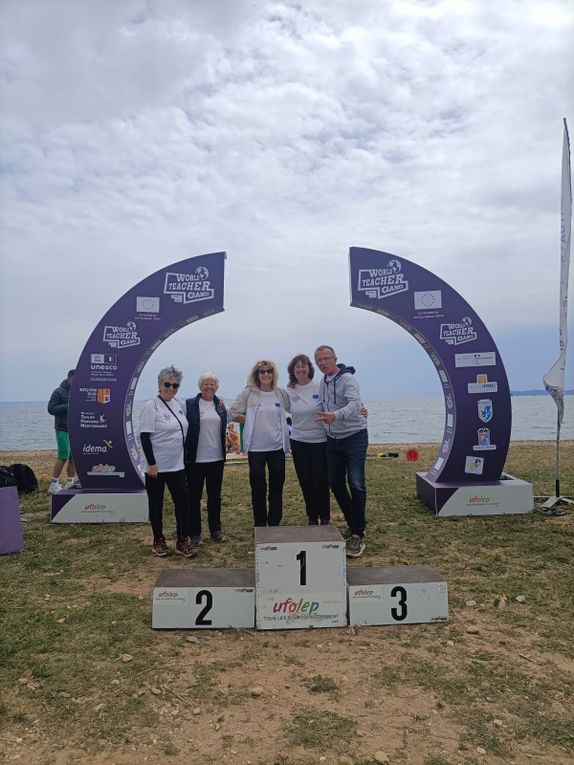 5 bénévoles de Toulon Marche Nordique aux World Teacher Games