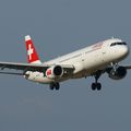 Aéroport Tarbes-Lourdes-Pyrénées: Swiss International Air Lines: Airbus A321-111: HB-IOC: MSN 520.