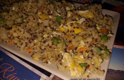 Quinoa gourmand aux oeufs et palets de légumes