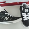 NEW BALANCE NEUVES P30 : 40euros