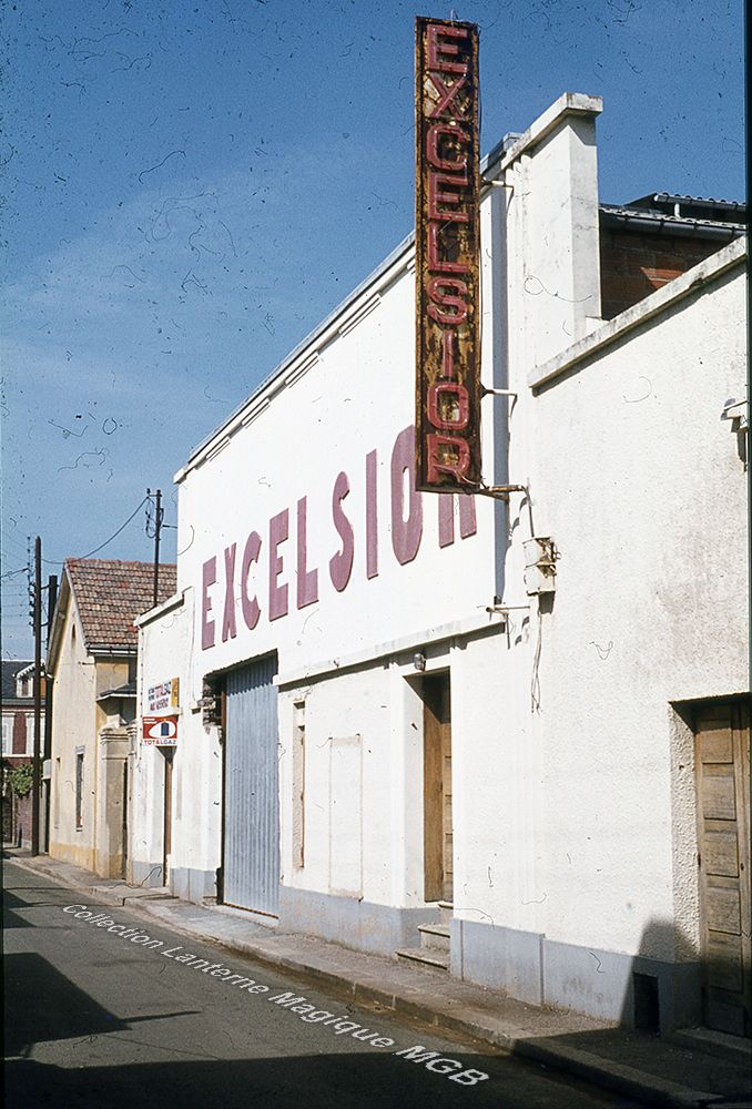 Le Havre Cinéma Gaumont Pathé Lecesne reconstruction Perret star Apollo Grillon Alhambra, Sirius Vox Rex Scala Royal Rio Réau Paris Sainte Adresse Lido  Normandy