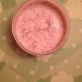 Crème exfoliante visage fraise-noisette