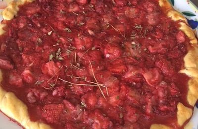 Gourmandises des vacances- tarte rustique fraises et thym citron