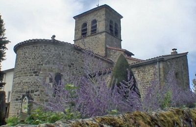 Flâneries dans le bourg médiéval de Saint-Victor-sur-Loire 42000