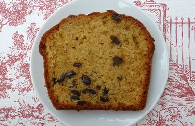 Cake ultra moelleux au jus d'orange et aux pépites de chocolat