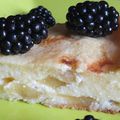 GÂTEAU FRAIS AU FROMAGE BLANC ET POMMES