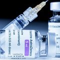 VACCINATION AVEC ASTRAZENECA Y-A-T-IL UN RISQUE ? PLUS D'UN DE NOS COMPATRIOTES NE VEULENT PAS SE FAIRE VACCINER AVEC !