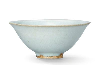 A small Jun blue-glazed conical bowl, Northern Song dynasty (960-1127)