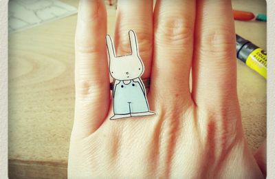 DIY * La bague "Lapinou" en plastique fou