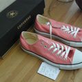 converse p43 neuves rose : 35euros (envoi offert en mondial relai)