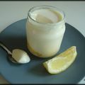 YAOURTS AU CITRON SUR LIT DE LEMON CURD