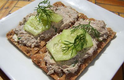 Tartinade de sardine au fromage blanc sur craquelin Wasa