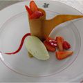 Croustillant de fraise à la fleur d'oranger "Club-dauphin '10"