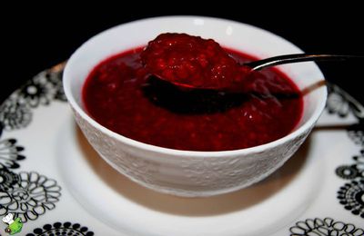 Compote pommes fruits rouges