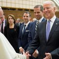 Joe Biden, président américain pro-avortement et gay-friendly, autorisé à communier par la Rome bergoglienne