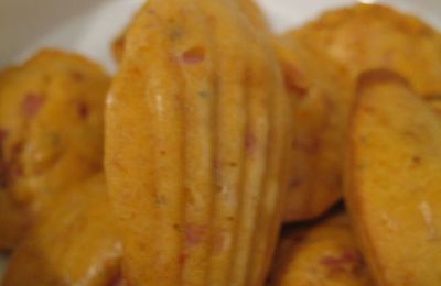 Madeleines à la tomate séchée