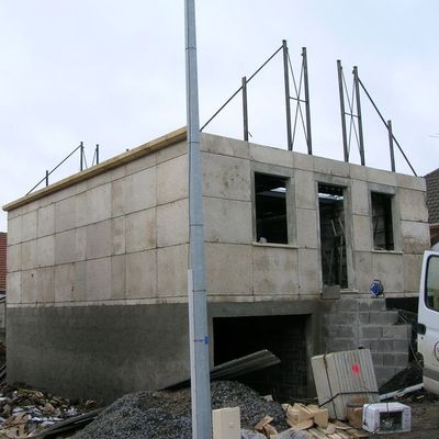 Y'a du monde qui s'active!!