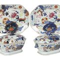 Pair of Chinese Export 'Pseudo Tobacco Leaf' tureens and platters, early 19th century