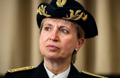 PREFECTURE de REGION: Elle s'en va ! Bon débarras!