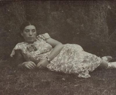 Reizl Zychlinski / Rajzla Żychlińska (1910 – 2001) : Îles