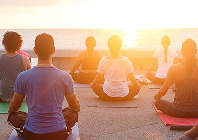 • MÉDITATION / MANTRA (om) / VOYAGE SONORE