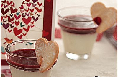 Pannacotta pour la Saint Valentin.....rose et framboises pour la délicatesse....