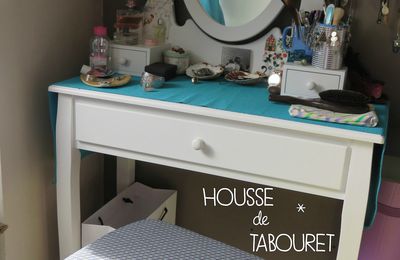 { Une housse pour mon tabouret }