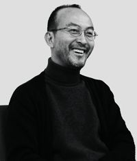 Choi Seung-Ho / 최승호 (1954 -) : De toutes ses forces dans la bassine