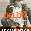 Sélection de livres de poches spécial célébrités du théâtre et du cinéma : Anthony Delon, Jim Carrey, Gérard Philipe