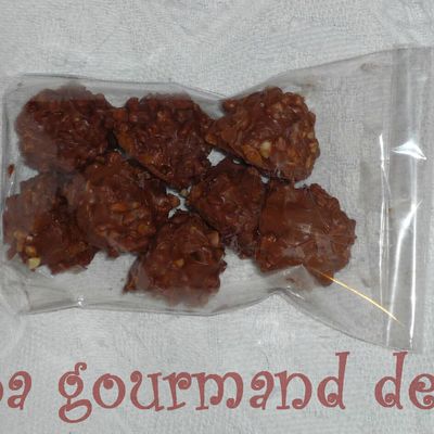 Rochers praliné faits maison... à la noix de coco caramélisées... signés Christophe Michalak !