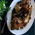 CUISSES DE POULET AU PAPRIKA FUMÉ, OLIVES NOIRES & CHAMPIGNONS