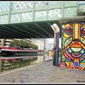 Da Cruz met de la couleur le long du canal de l'Ourcq à Paris