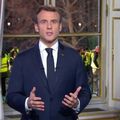 Emmanuel Macron présente ses voeux aux Français. - Une injonction au consentement (1)