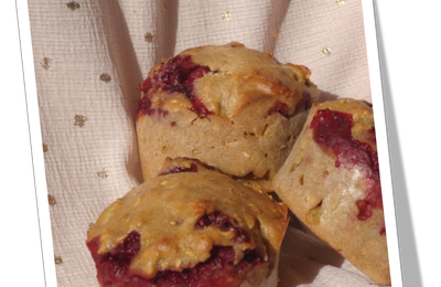 Muffins rhubarbe-framboises {diététiques, sains, qui font courir tout vite}