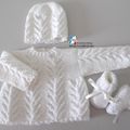 Tricot bébé, modèle fait main, layette bb tricoté main