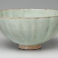 A rare large Junyao bowl, Yuan dynasty (1279-1368)