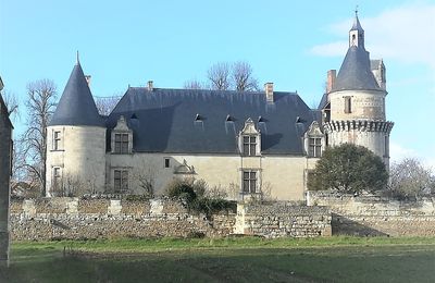 Bienvenue au Château de Coussay 86110 (et de Richelieu !)