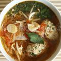 Bùn riêu, Soupe au crabe vietnamienne