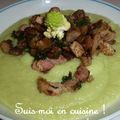 Velouté de chou Romanesco et sa poêlée de châtaignes, lard & croûtons