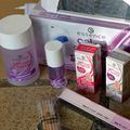 Le kit "Gel nails at home" de Essence... 