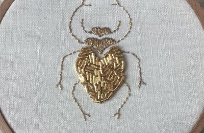 Broderie or