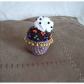 Serial Crocheteuse 93 : Cupcake qui pique ...quoi ?