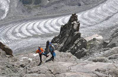 Grimpe à l'envers...... des aiguilles